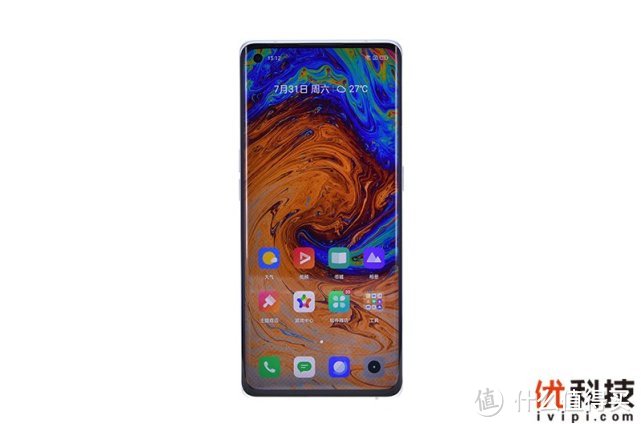 高颜值全能型旗舰 realme 真我 GT大师探索版优科技评测