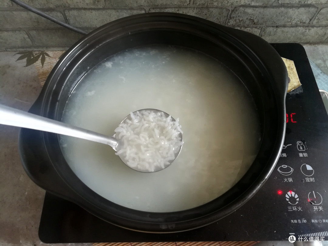 入秋多喝粥,学会粥店的做法,多1步开花快还不糊锅,好喝又养胃