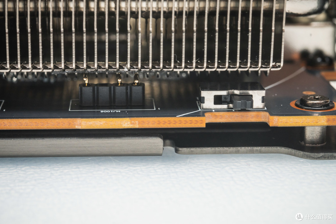 【茶茶】这66能下山么?AMD RX 6600XT测试报告