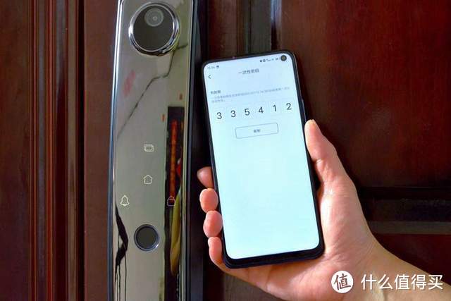 云米eyeLink智能门锁体验：门锁带猫眼、安全看得见
