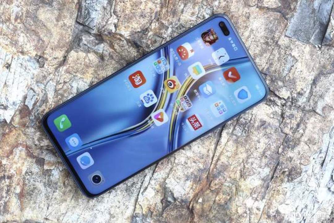 荣耀X20体验上手:94.4%屏占比,你看到的都是屏幕