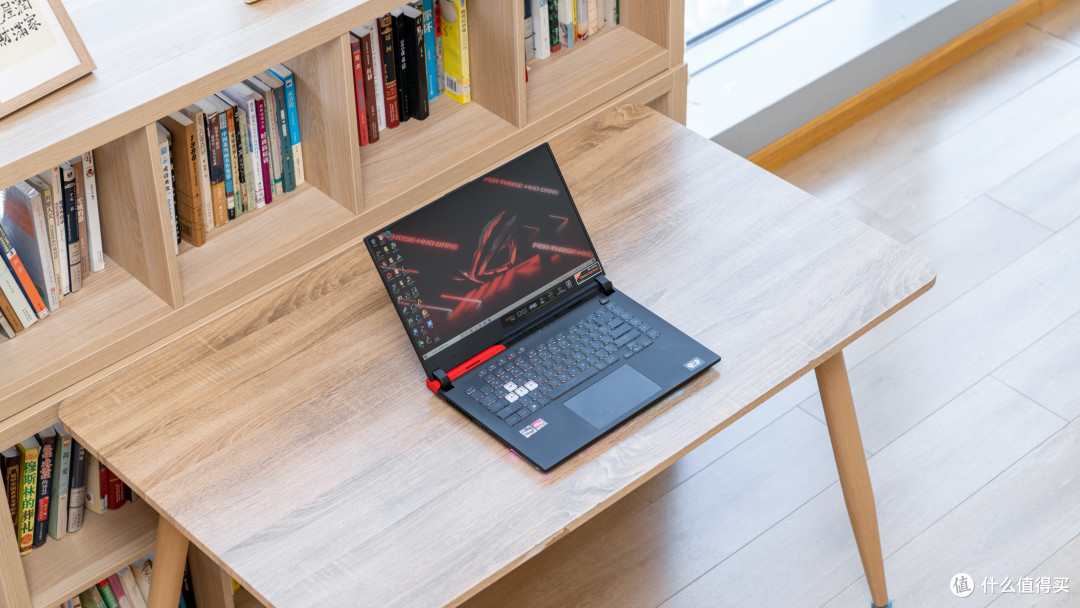 AMD 旗舰游戏本新标杆到底有多强?ROG 魔霸 5R 的深度评测