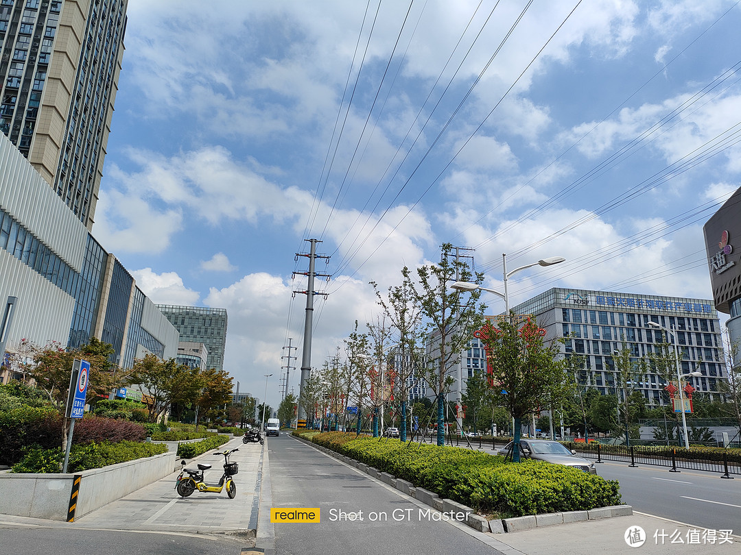 realme GT大师版深度评测:拍照和性能会有什么惊喜?