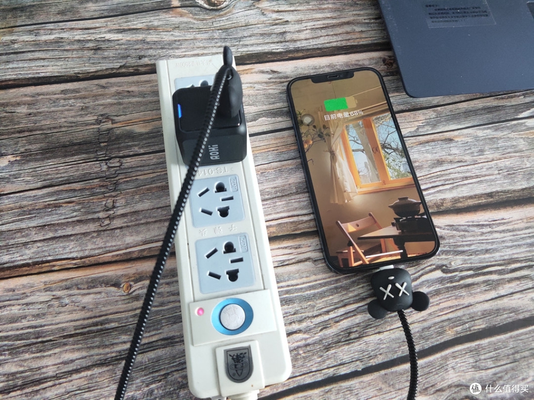Aohi 65W氮化镓充电器 小巧便携安全快充出门一个就够