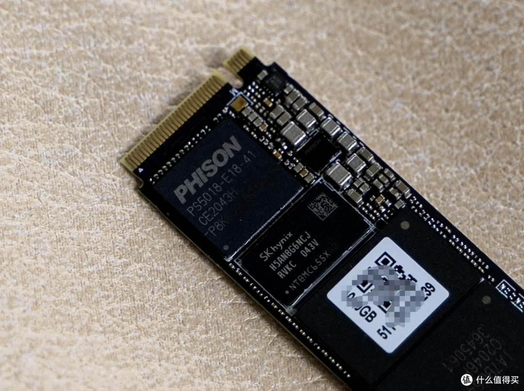你看这盘她又快又冷，十铨 黑曜女神PCIE4.0固态测评