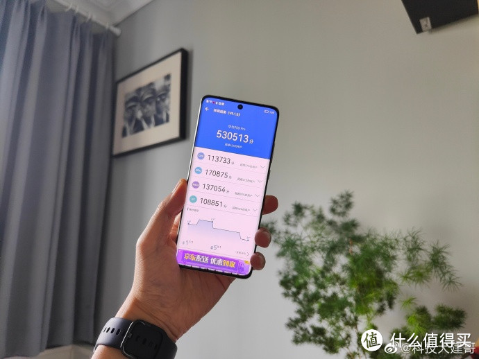 华为P50 Pro游戏实测:王者吃鸡稳定,原神45帧机身温度略有起伏