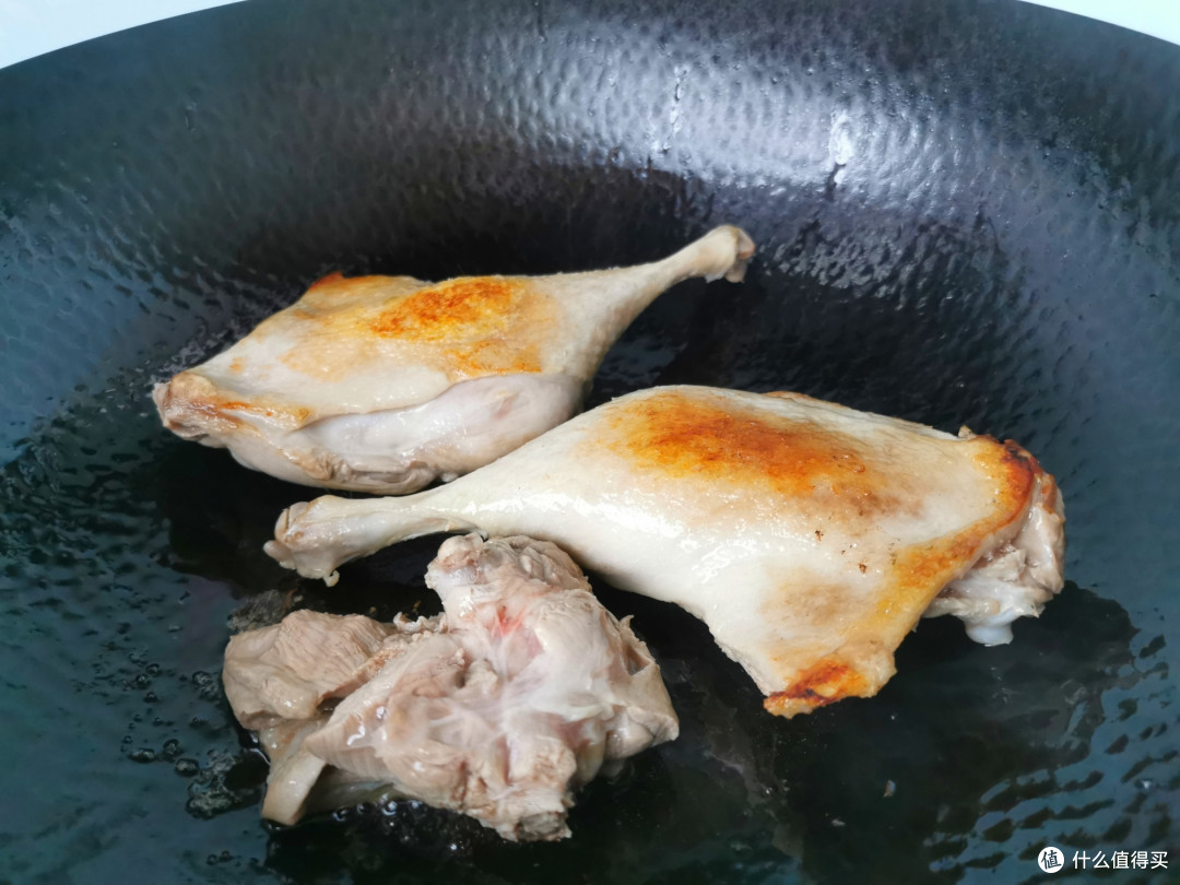 入秋后,吃牛肉羊肉不如吃鸭肉,高蛋白易消化,滋补润燥不上火