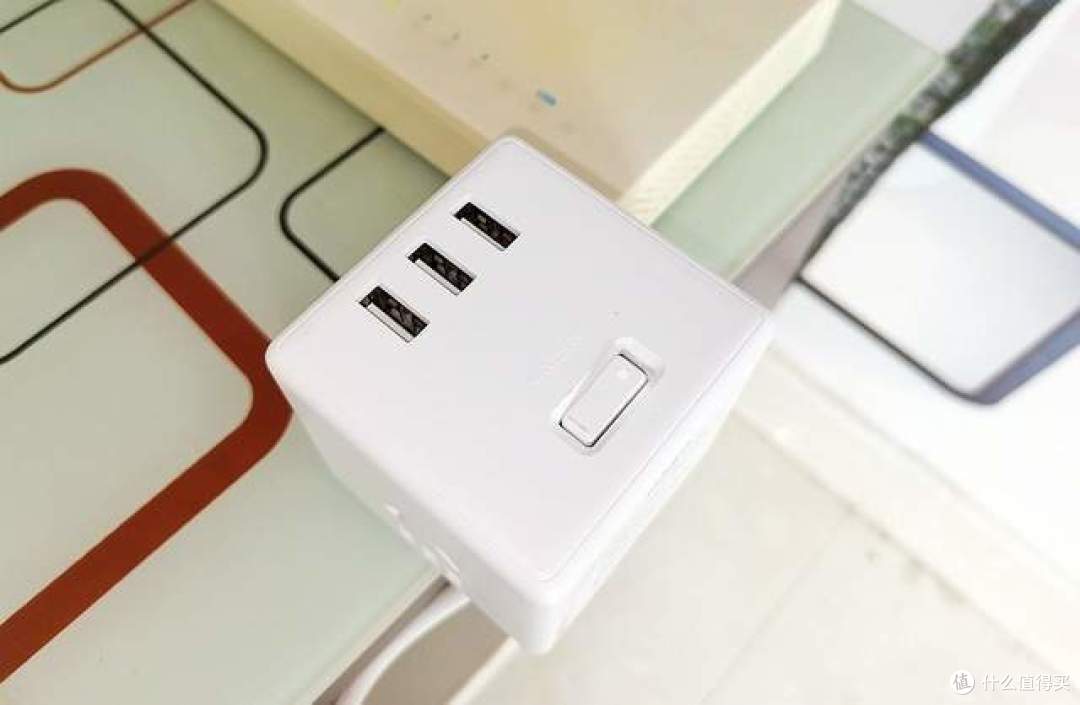 aigo魔方插座体验:有线+无线+3口USB,拯救这杂乱不堪的电源线