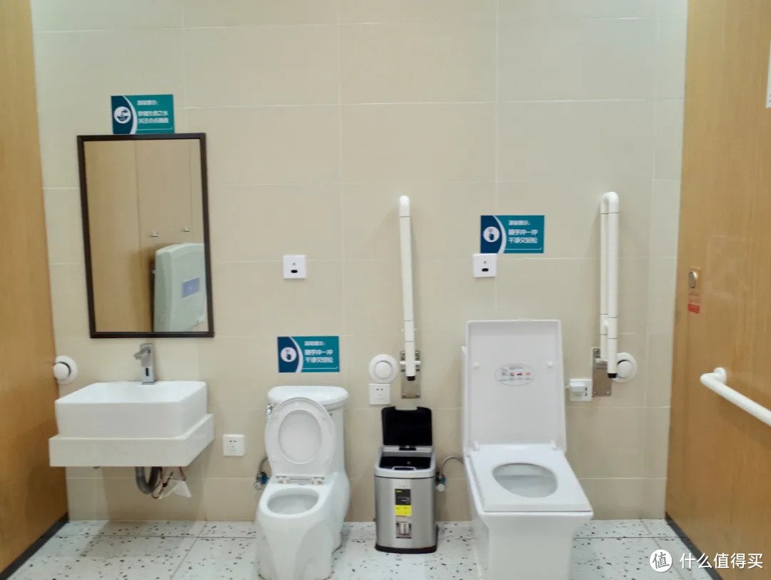 旅游厕所革命 | 北京：94座旅游厕所标识牌“换新颜”