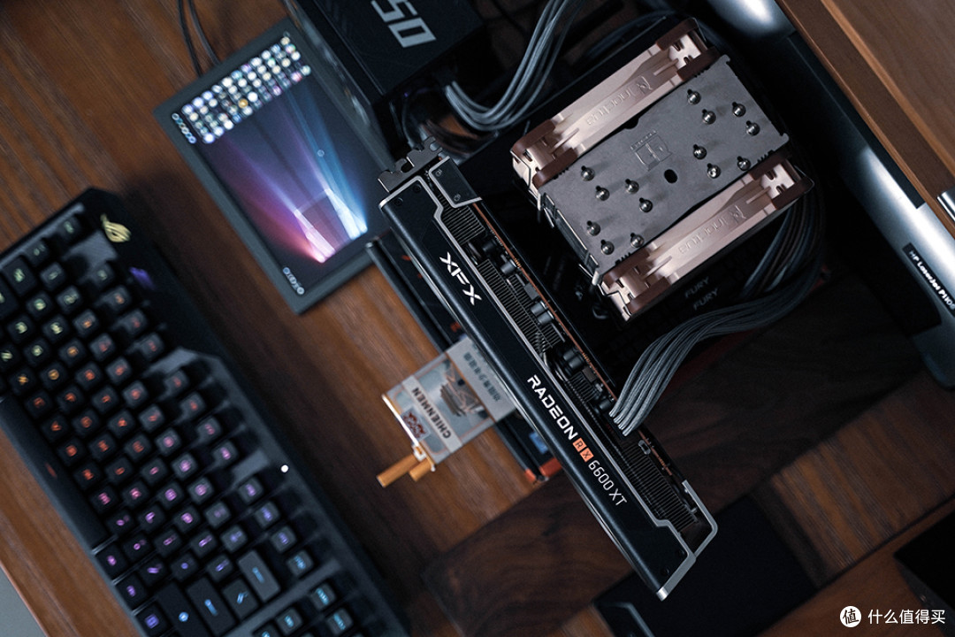 苏妈の甜品显卡,XFX RX 6600XT海外版开箱测试