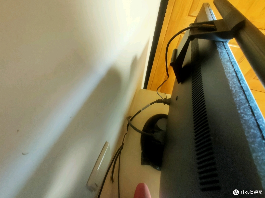 联想拯救者多功能屏幕护眼挂灯Pro开箱测评