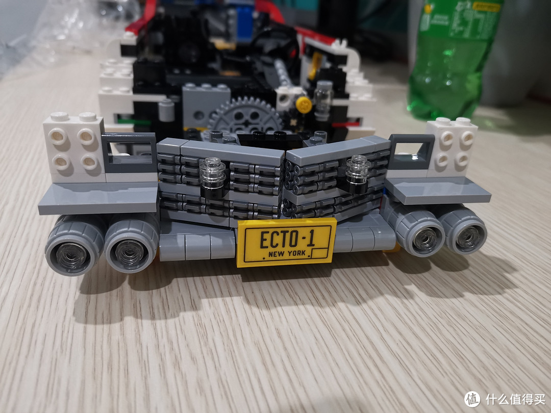 享受视觉和感官的乐趣 LEGO 10274 捉鬼敢死队 ECTO-1捉鬼车 评测