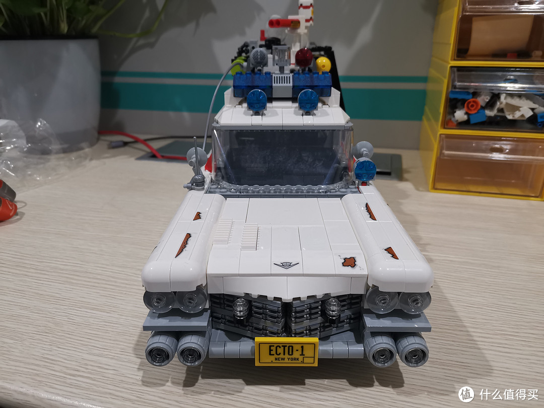 享受视觉和感官的乐趣 LEGO 10274 捉鬼敢死队 ECTO-1捉鬼车 评测