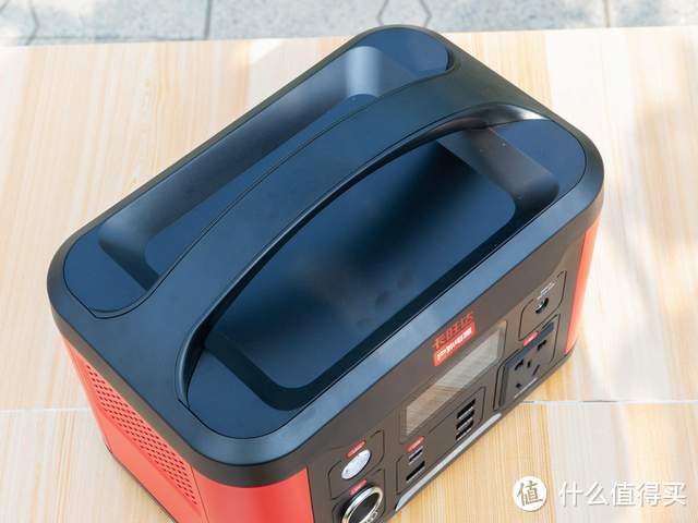短途旅行、家庭应急用电好物:600W大功率,卡旺达户外电源体验