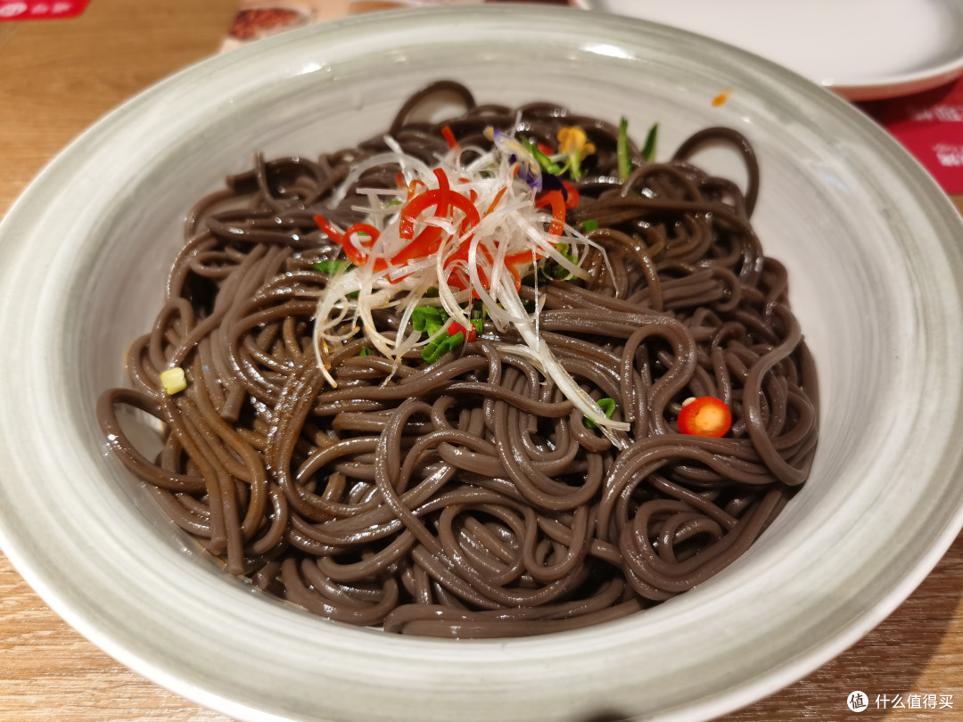 蒜蓉生香,鲜烤活鱼的滋味,鱼酷烤鱼可以有