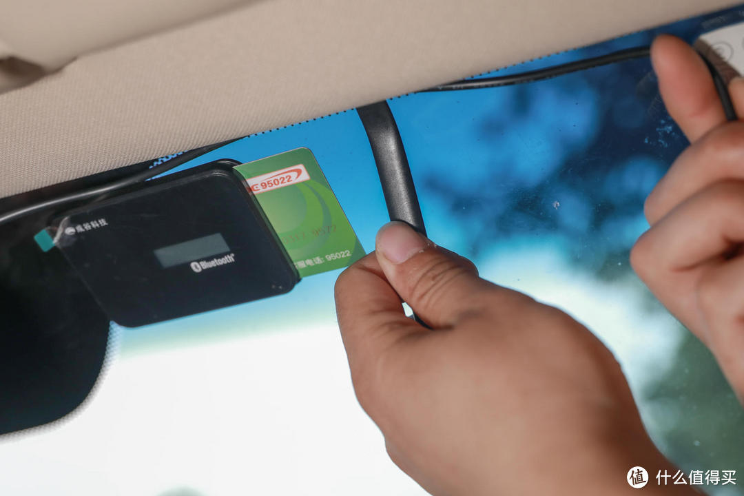3K高清画质，盯盯拍Z40行车记录仪，为你的行车安全保驾护航
