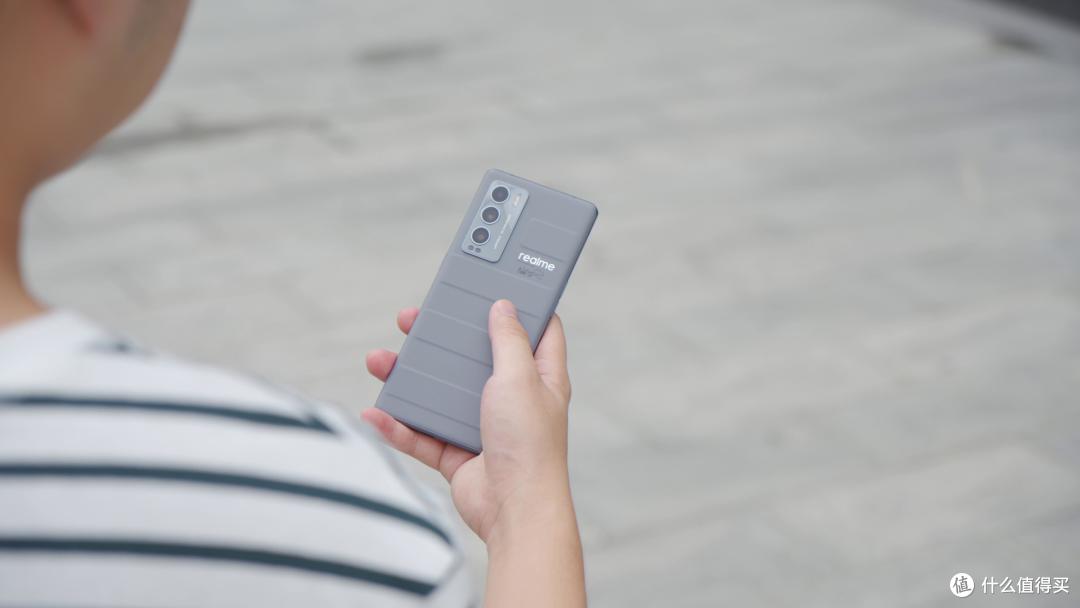 全网都在夸的realme GT大师探索版真的那么好?