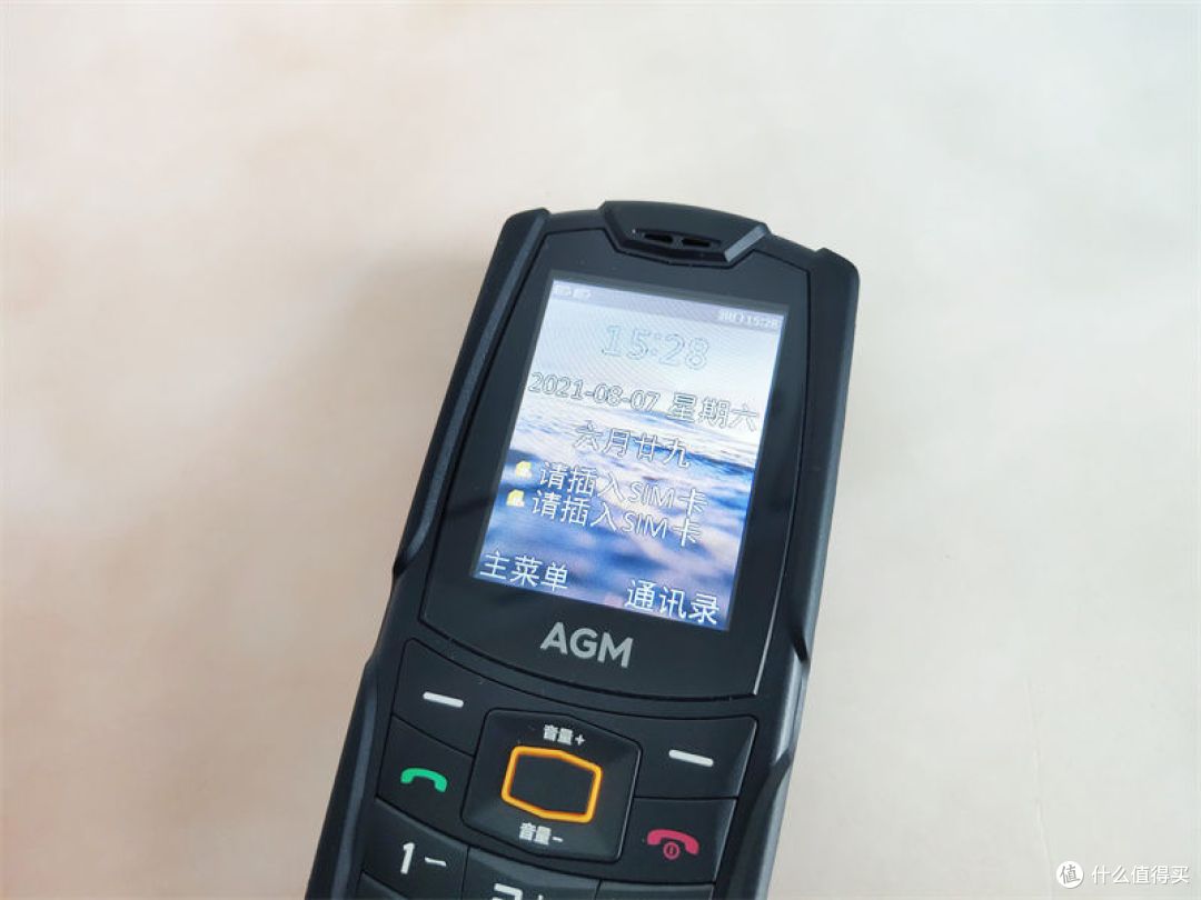 AGM M6:大音量、长续航、三防的功能机依然值得入手