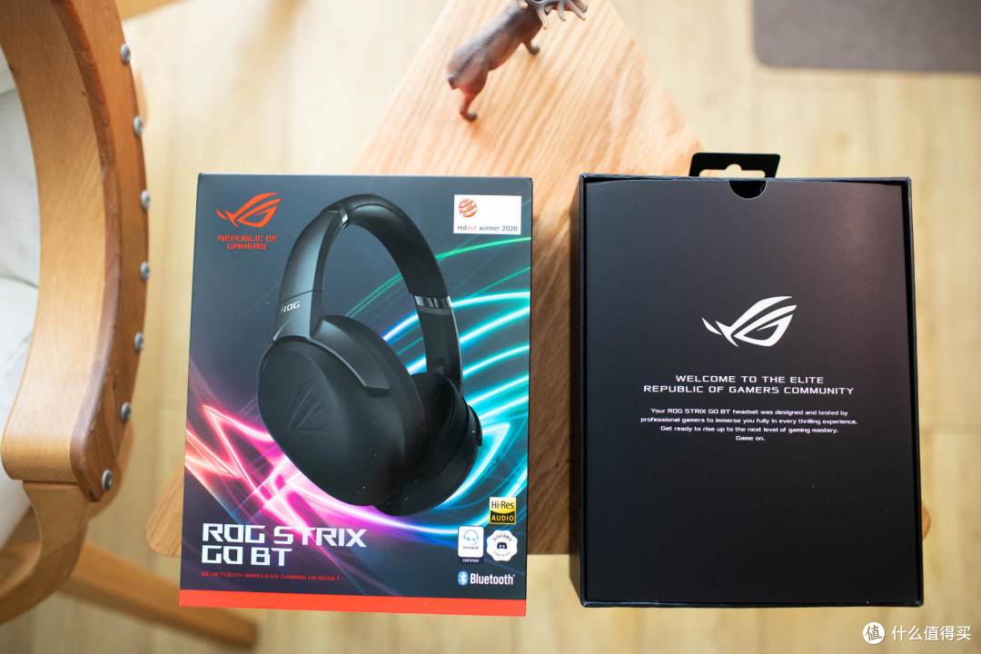 三频均衡，佩戴舒适，降噪加持，ROG Strix GO BT耳机，出街新选择