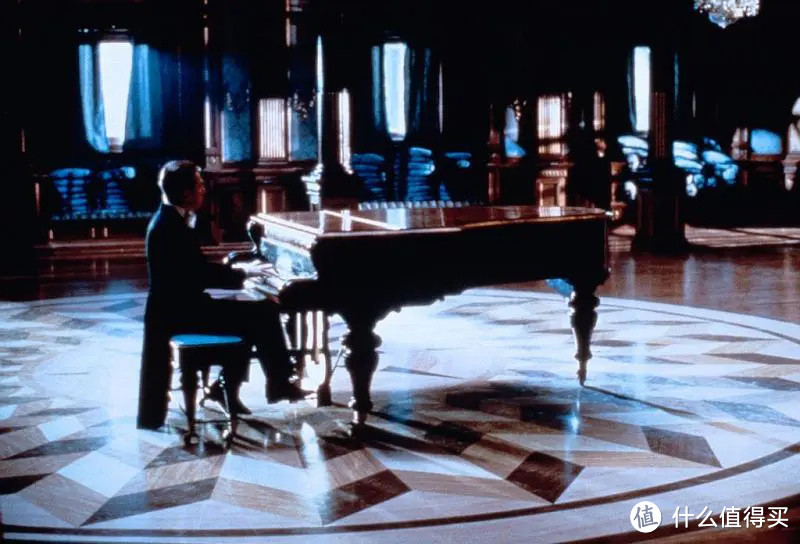 《天堂电影院》《海上钢琴师》《西西里的美丽传说》，来自意大利的时空三部曲