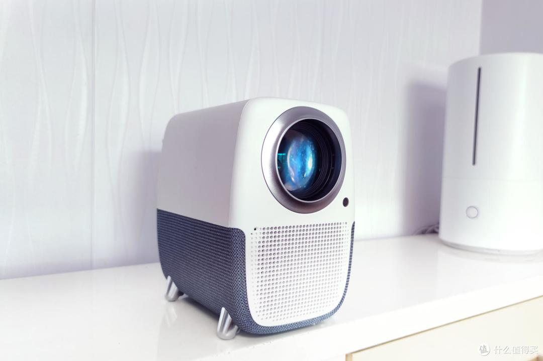 高配低价?lcd封闭式光机 真1080p分辨率,泰捷webox t1投影仪深评