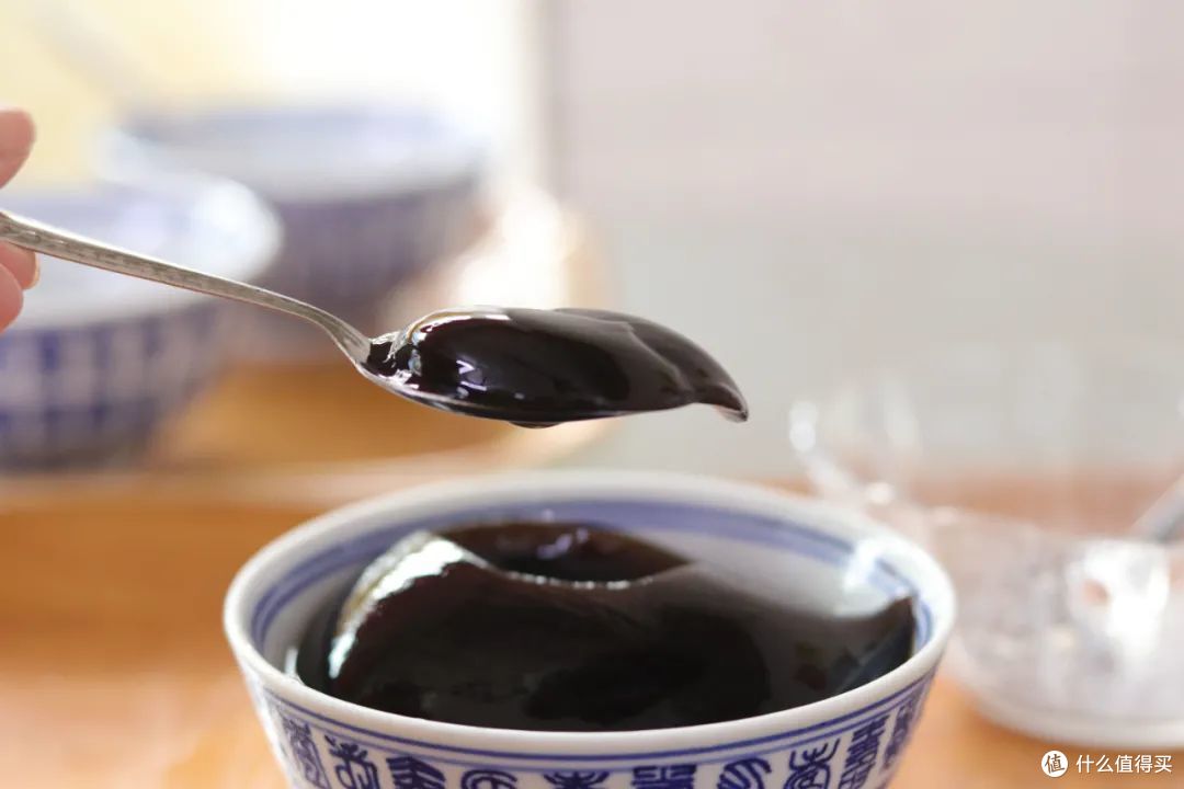 一碗清凉小食能帮你缓解中暑的症状。©️图虫创意