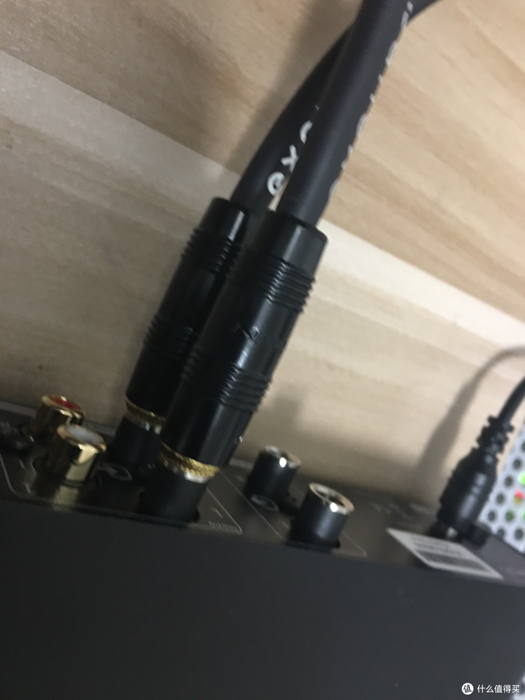 trs的线缆输出3专业领域比较常见的，对于家用并不是十分方便