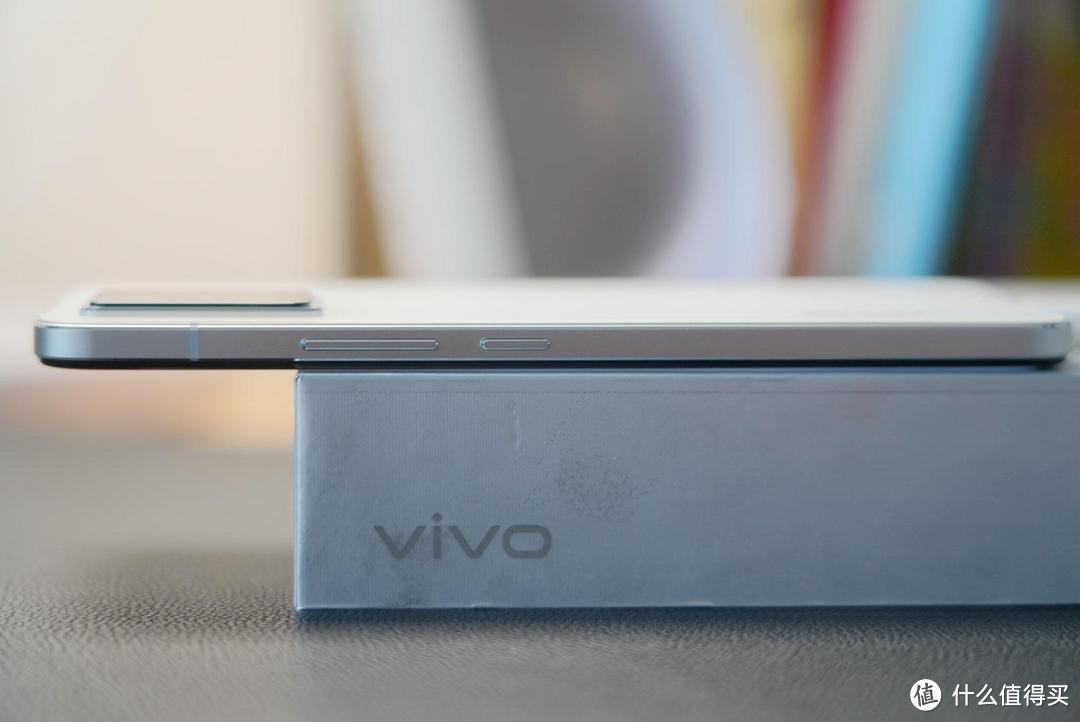 超轻薄自拍手机体验--vivo S10 Pro