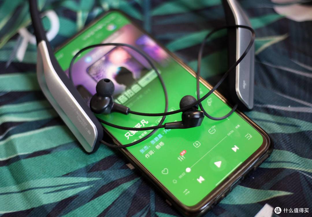 带有MP3功能的蓝牙耳机用着如何?你会买吗?