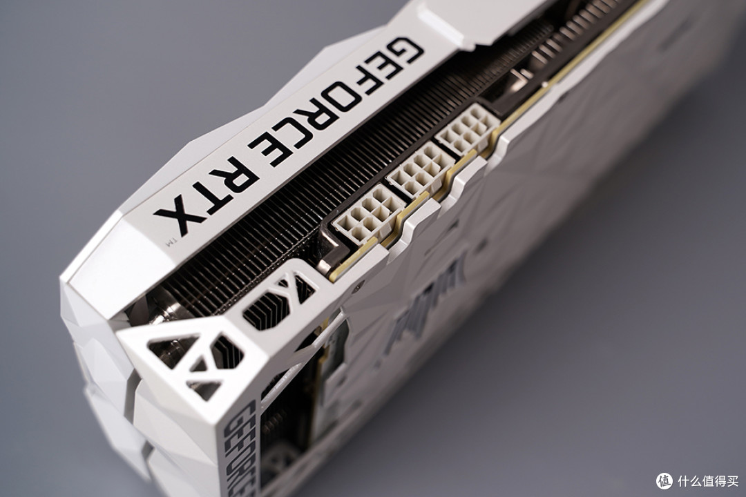 RTX 3080TI HOF EXREME，海盗船4000D白色RGB性能主机