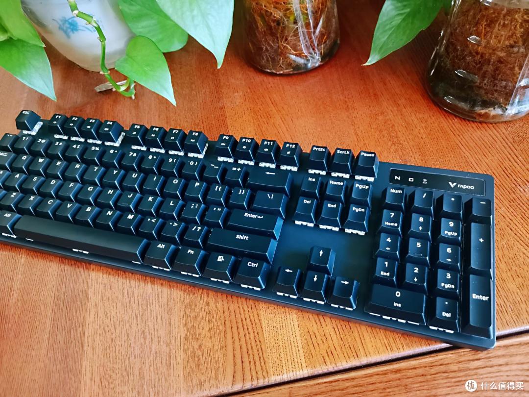 键盘怎么选?入门无线机械键盘首选,雷柏V500 PRO体验
