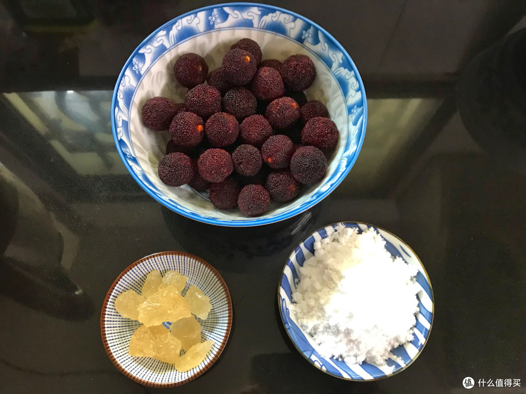 杨梅又有新吃法，放锅里一煮，Q弹爽滑，清凉又解暑，做法超简单