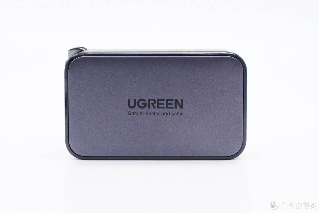 拆解报告：UGREEN绿联65W 2C1A氮化镓快充充电器CD244