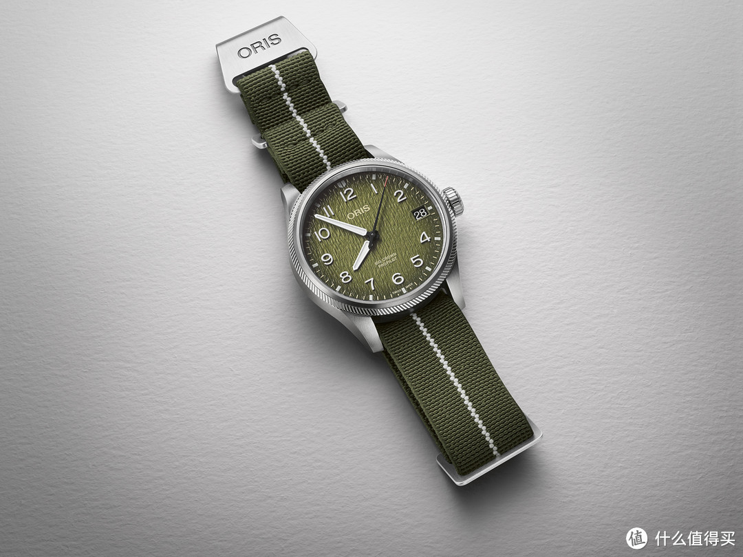 豪利时推出Okavango空中救援队限量版腕表