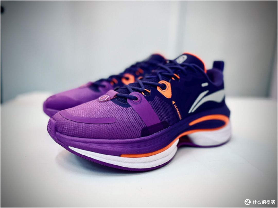 易11易9篇七踏雪寻梅好伙伴李宁吾适5s秋冬密织布版本时尚跑鞋谍照