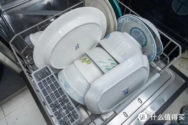 家中不可缺少的东西：海尔G5 13套烘干自开门微蒸汽洗碗机