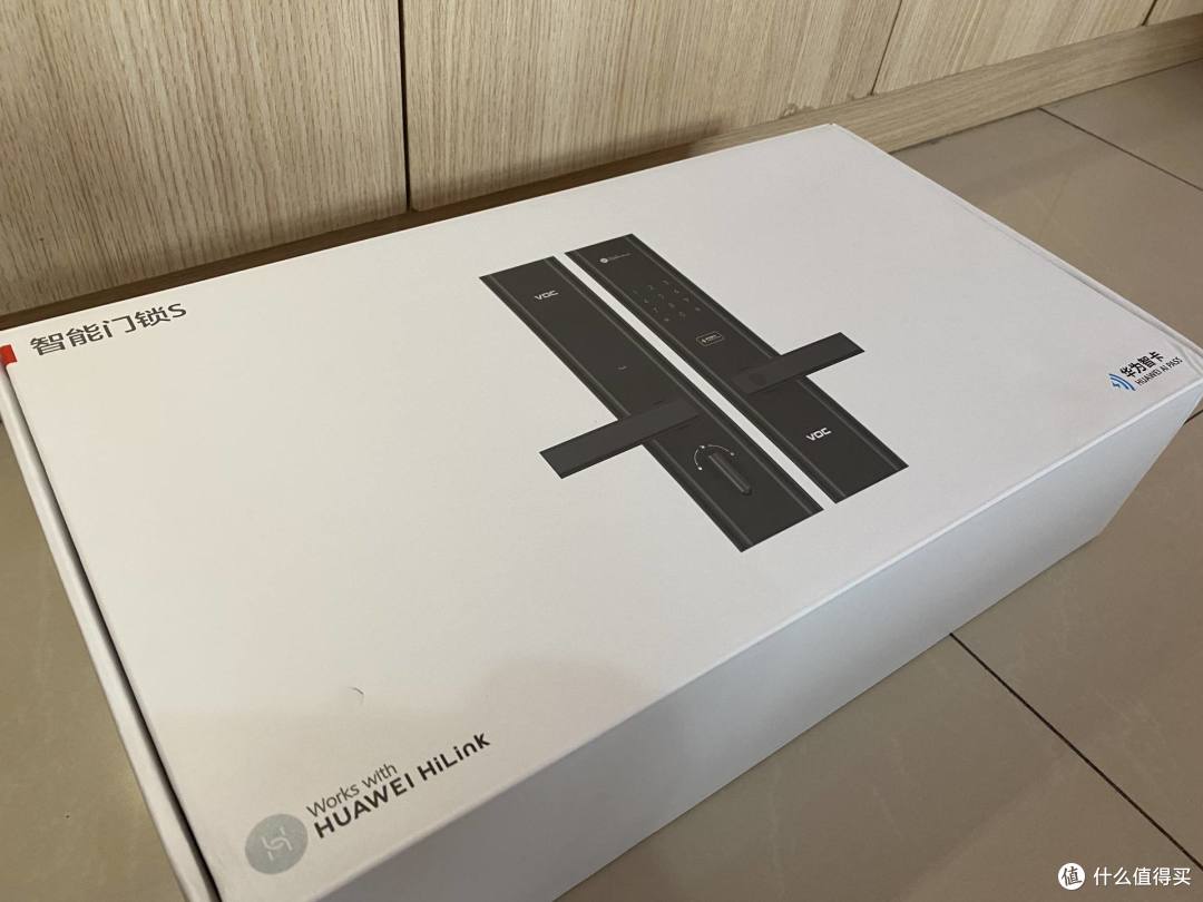 华为智选VOC智能门锁S体验:指纹锁手机一碰解锁,回家更方便