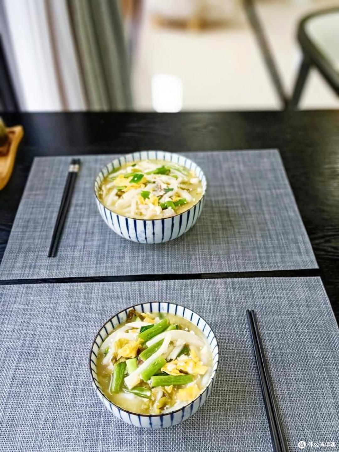 快盘它!买块豆腐炒年糕,鲜美好吃到发抖,比肉好吃还不贵
