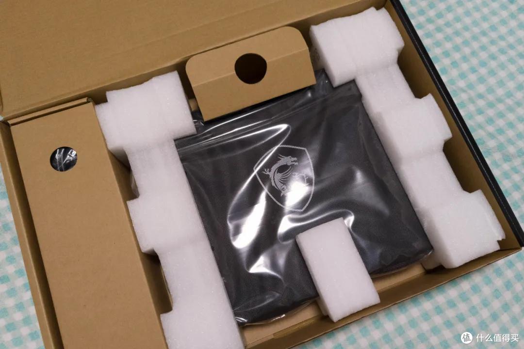 笔记本开箱 | 微星GP66 3070显卡 体验,是你想要的游戏本吗?