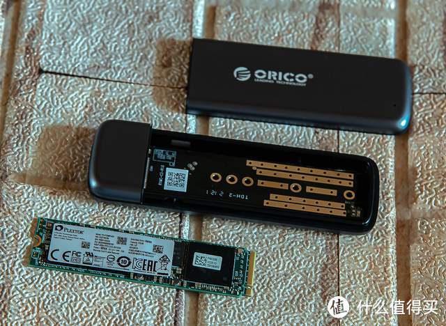 坚固、高速双协议硬盘盒-ORICO M.2双协议硬盘盒体验
