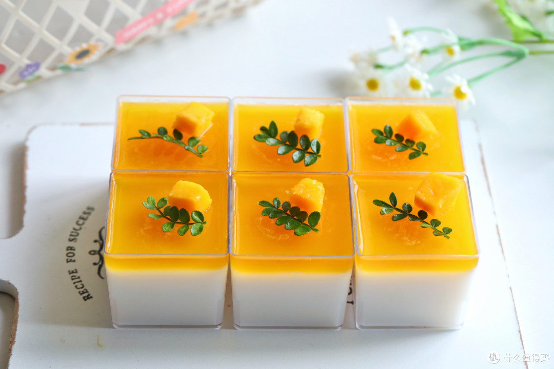 孩子最爱的小甜品,比外面卖的果冻还好吃,芒果椰奶冻,入口即化