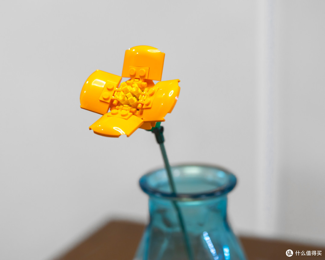 乐高10280花束套装,和真花之间的超相似又有不同,非常有趣