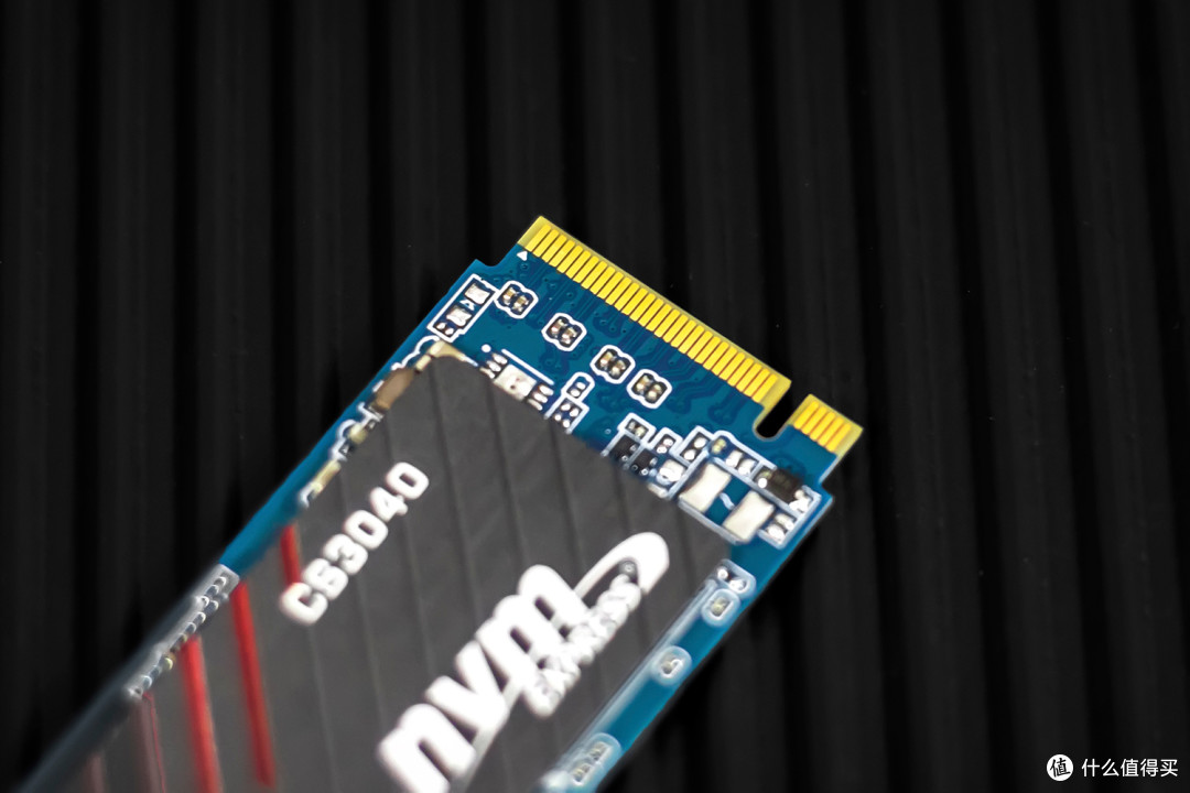 美商PNY CS3040 PCIe4.0 2TB M.2固态硬盘评测:令人无法抗拒的读写速度