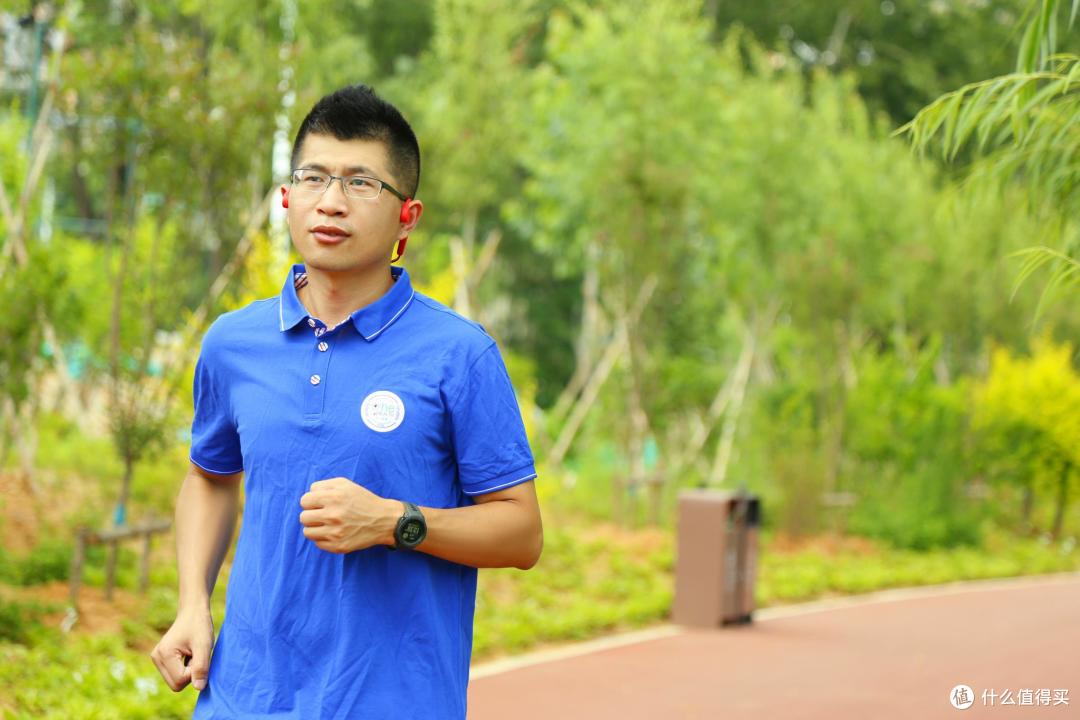 听歌不入耳的骨传导耳机竟然水里随便听,自带大内存