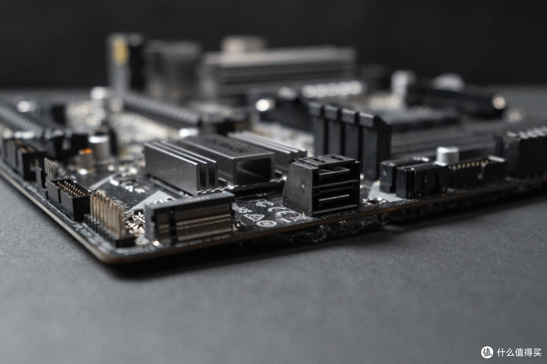体小量大|ASRock B550M PG4分享开箱