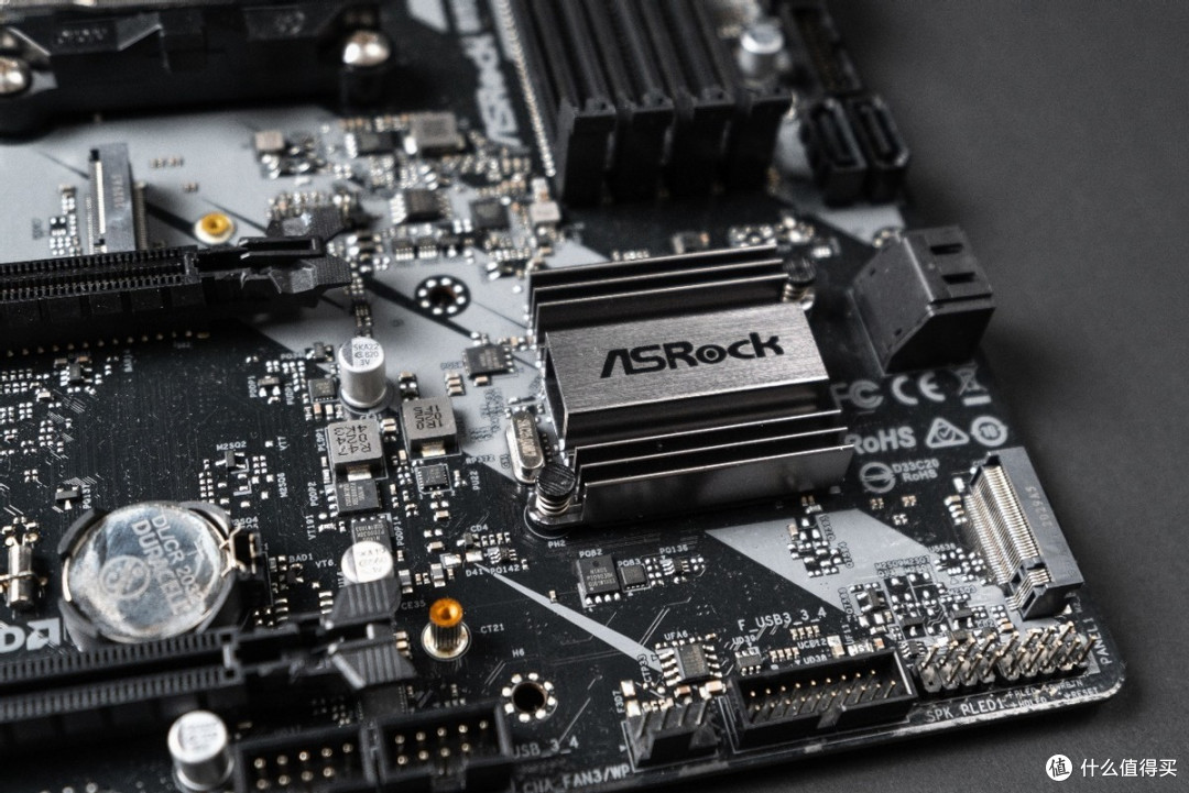 体小量大|ASRock B550M PG4分享开箱