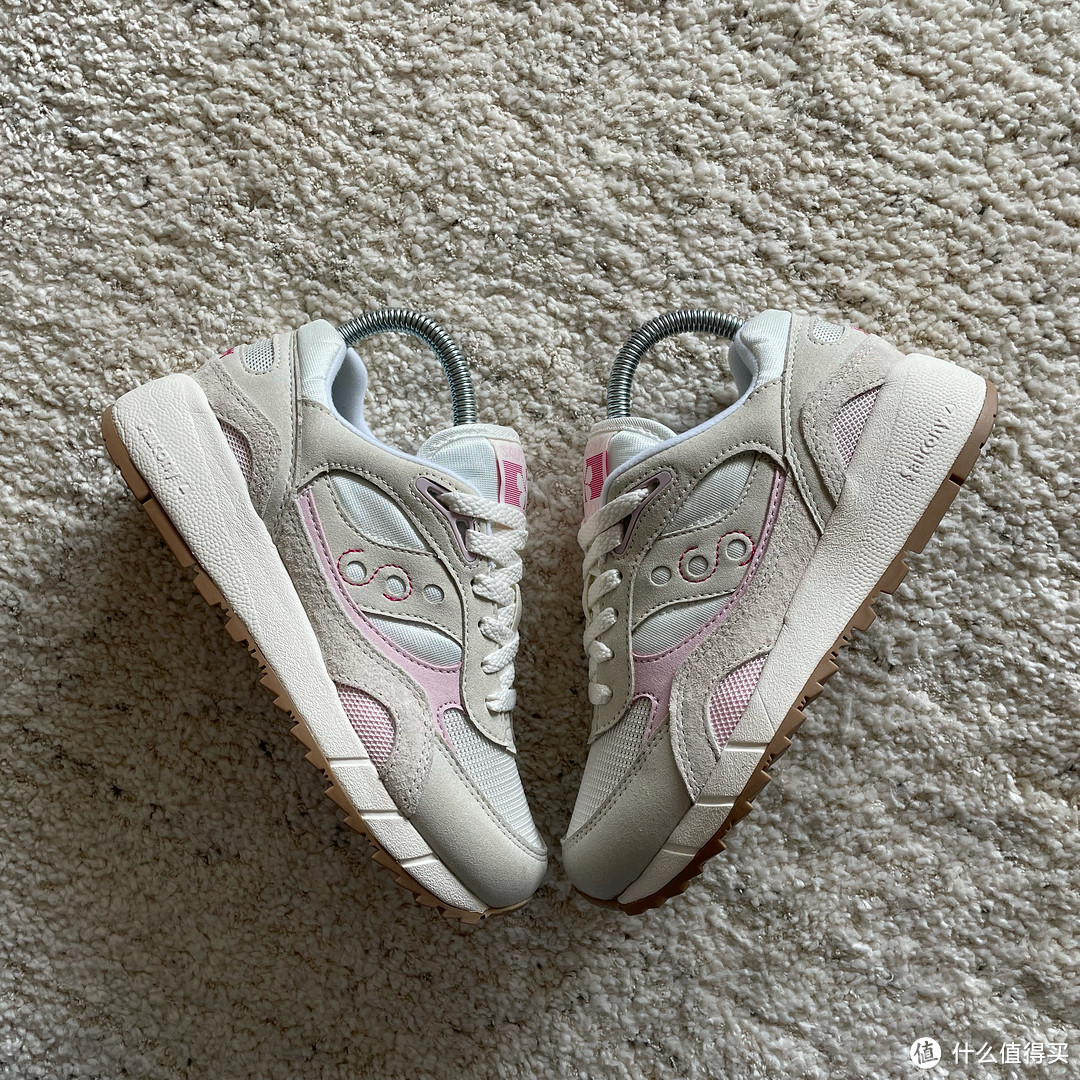 Saucony X Offspring Shadow 5000 “Medal”