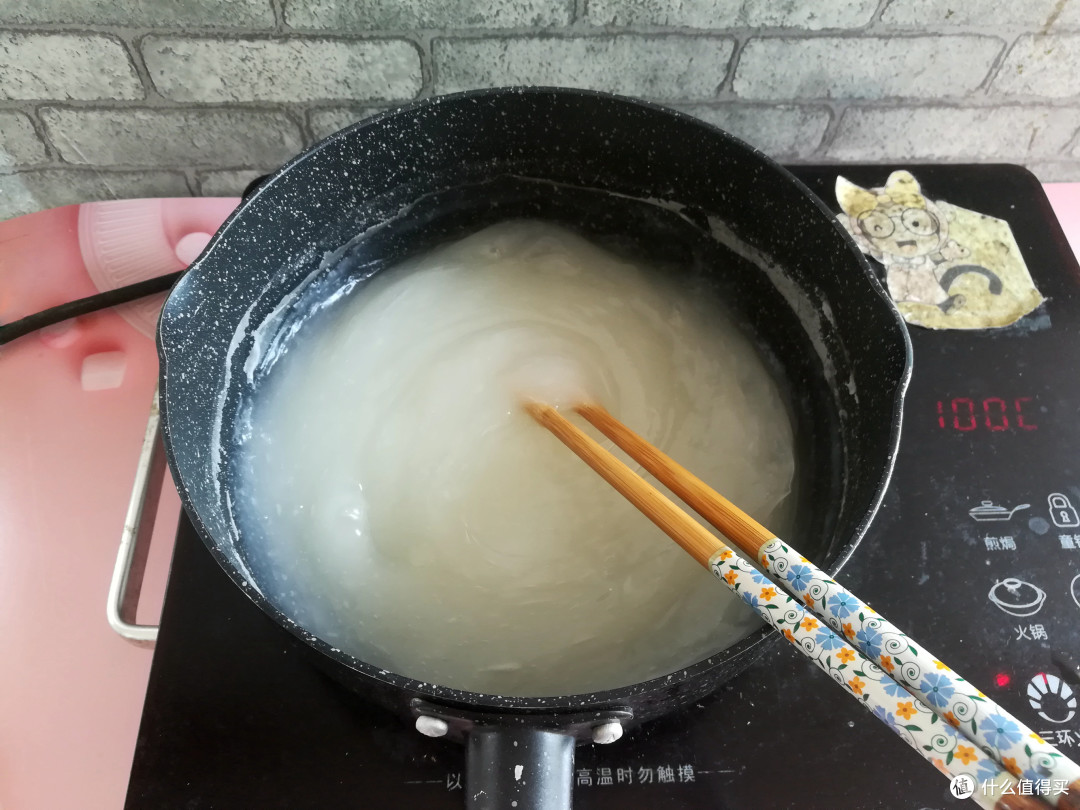 玉米淀粉除了勾芡,还能做主食,香辣开胃热量低,多吃也不会胖