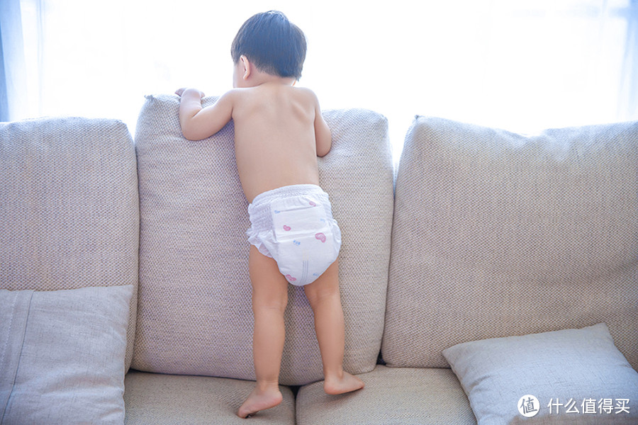 爱贝港纸尿裤：适合宝宝穿舒适又透气的宝宝纸尿裤
