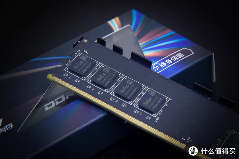 朗科越影DDR4 电竞内存条：海力士最新DJR颗粒，轻松超频4266MHz